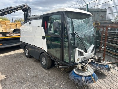 Lot 65 - 2018 Johnston C202 Sweeper