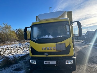 Lot 59 - 2016 (66 plate) Iveco Eurocargo 150-210 Rigid Curtainside Euro 6