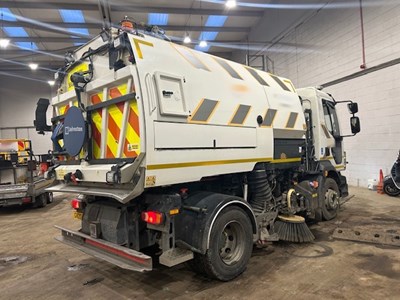 Lot 75 - 2020 Volvo FL Johnston Sweeper Euro 6