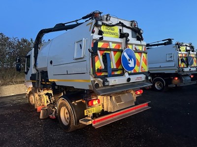 Lot 77 - 2019 (69 Plate) Volvo FL Johnston Sweeper Euro 6