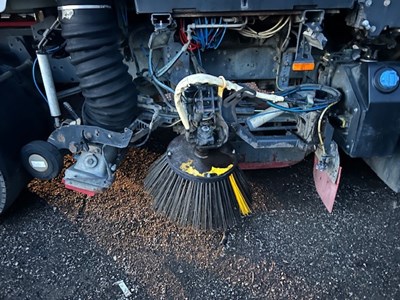 Lot 77 - 2019 (69 Plate) Volvo FL Johnston Sweeper Euro 6