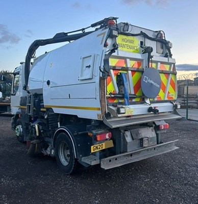 Lot 79 - 2020 Volvo FL Johnston Sweeper Euro 6