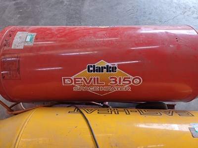 Lot 62 - Clarke Devil 3150 Propane Space Heater