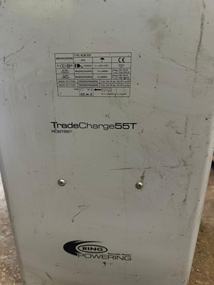 Lot 77 - Trade Charge 55T Charger