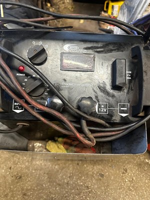 Lot 77 - Trade Charge 55T Charger
