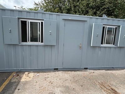 Lot 98 - Steel Anti-Vandal Portable Cabin 20 x 10ft