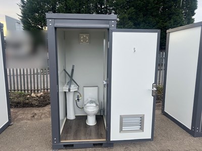 Lot 91 - Singe Modular Portable Toilet Unit