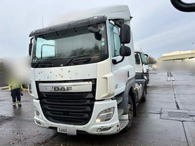 Lot 8 - 2016 DAF CF 410 4x2 Tractor Unit Euro 6