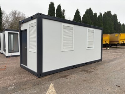 Lot 71 - Standard Modular Portable Office