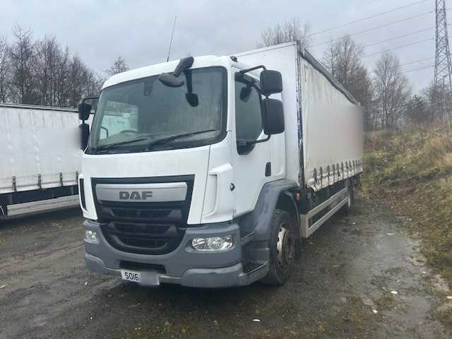 Lot 15 - 2016 DAF LF 220 Rigid Curtainside Euro 6 - NOT ROAD WORTHY