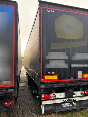 Lot 35 - 2015 Schmitz Cargobull Curtainside Trailer