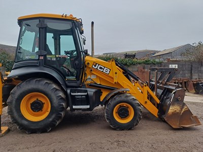 Lot 28 - 2017 (67 Plate) JCB 3CX 14MFWA Backhoe Loader