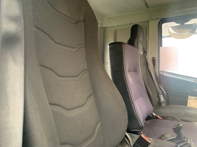 Lot 16 - 2016 Iveco 120E 4x2 Tractor Unit Euro 6