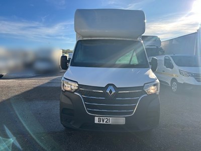 Lot 21 - 2021 Renault Master Low Rider Luton Box Van Euro 6