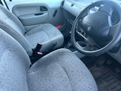 Lot 44 - 2005 Renault Kangoo Panel Van Euro 3 NON RUNNER