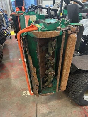 Lot 43 - 2019 Ransomes Parkway 3 Meteor Mower