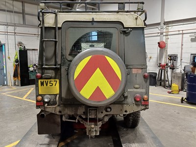 Lot 27 - 2007 (57 Plate) Land Rover Defender 110 Hard Top 4x4 Euro 4