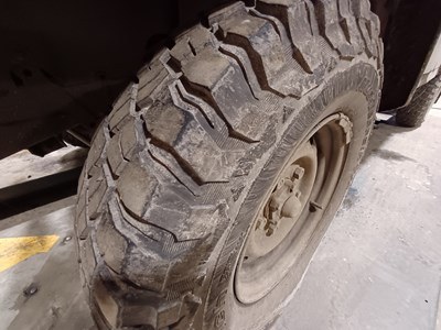 Lot 27 - 2007 (57 Plate) Land Rover Defender 110 Hard Top 4x4 Euro 4