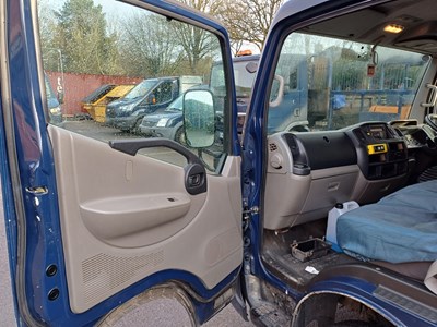 Lot 32 - 2013 (62 Plate) Nissan Cabstar 35.14 S/C MWB 4x2 Rigid Caged Tipper Euro 5