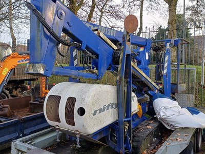 Lot 34 - 2007 Nifty TD120T Tracked 2 Man Hydraulic Lift