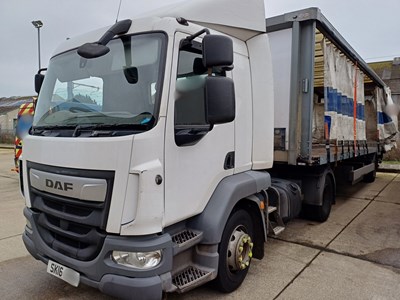 Lot 13 - 2016 DAF LF220 FT 4x2 Urban Artic Tractor Unit Euro 6