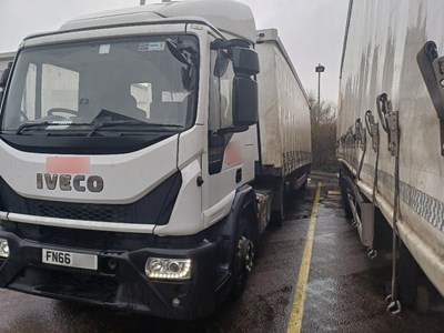 Lot 9 - 2016 (66 plate) Iveco 120E 4x2 Tractor Unit Euro 6