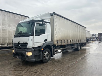 Lot 11 - 2020 (69 Plate) Mercedes Actros 1824 Rigid Curtainside Euro 6