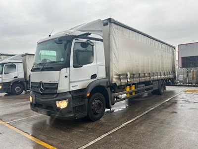 Lot 12 - 2020 (69 Plate) Mercedes Actros 1824 Rigid Curtainside Euro 6