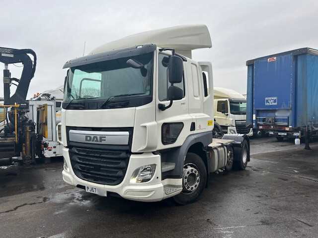 Lot 40 - 2017 (67 Plate) DAF CF 440 FTP 6x2 Tractor Unit Euro 6