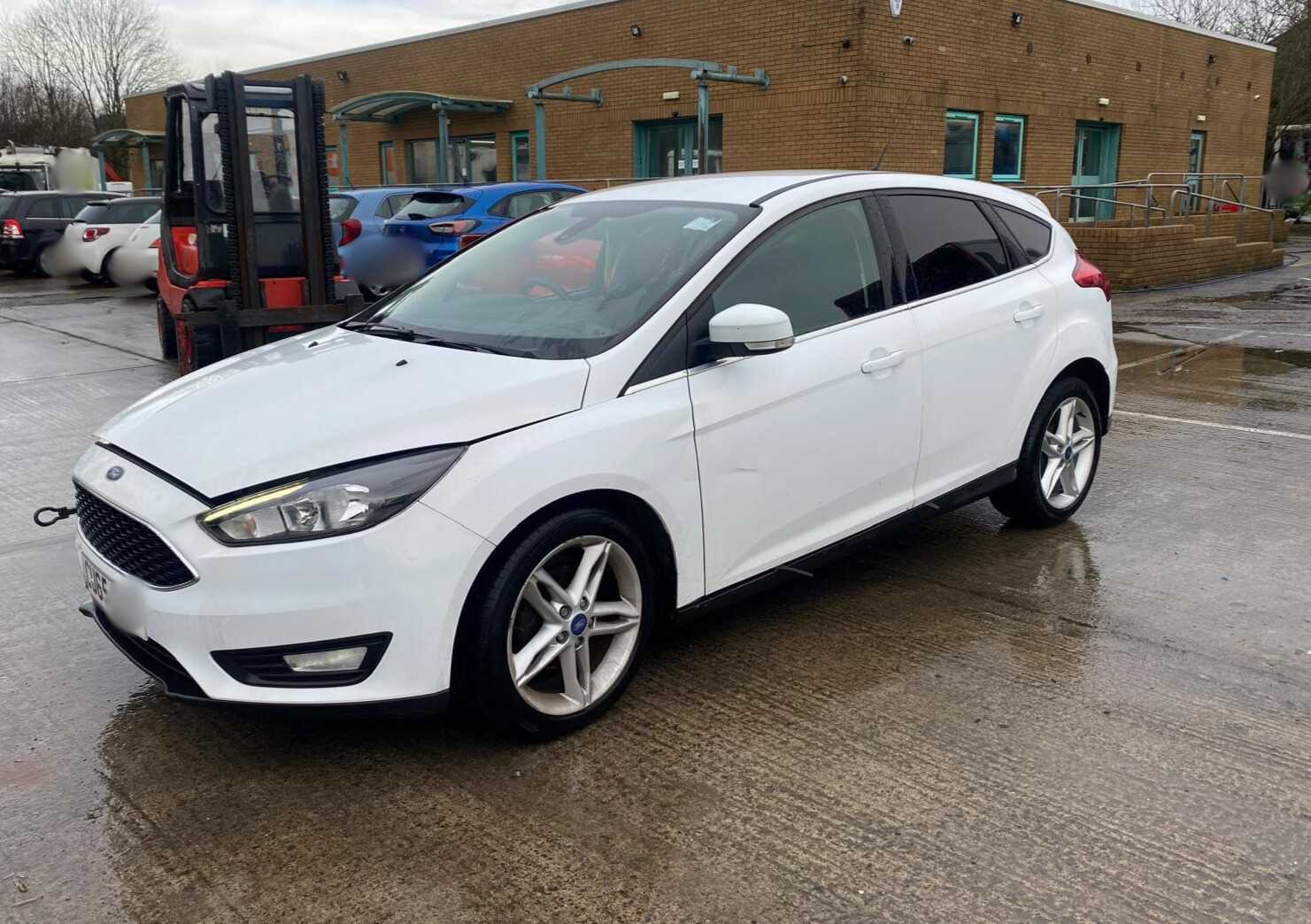 Lot 55 - 2015 (65 Plate) Ford Focus Zetec Euro 6 NON RUNNER