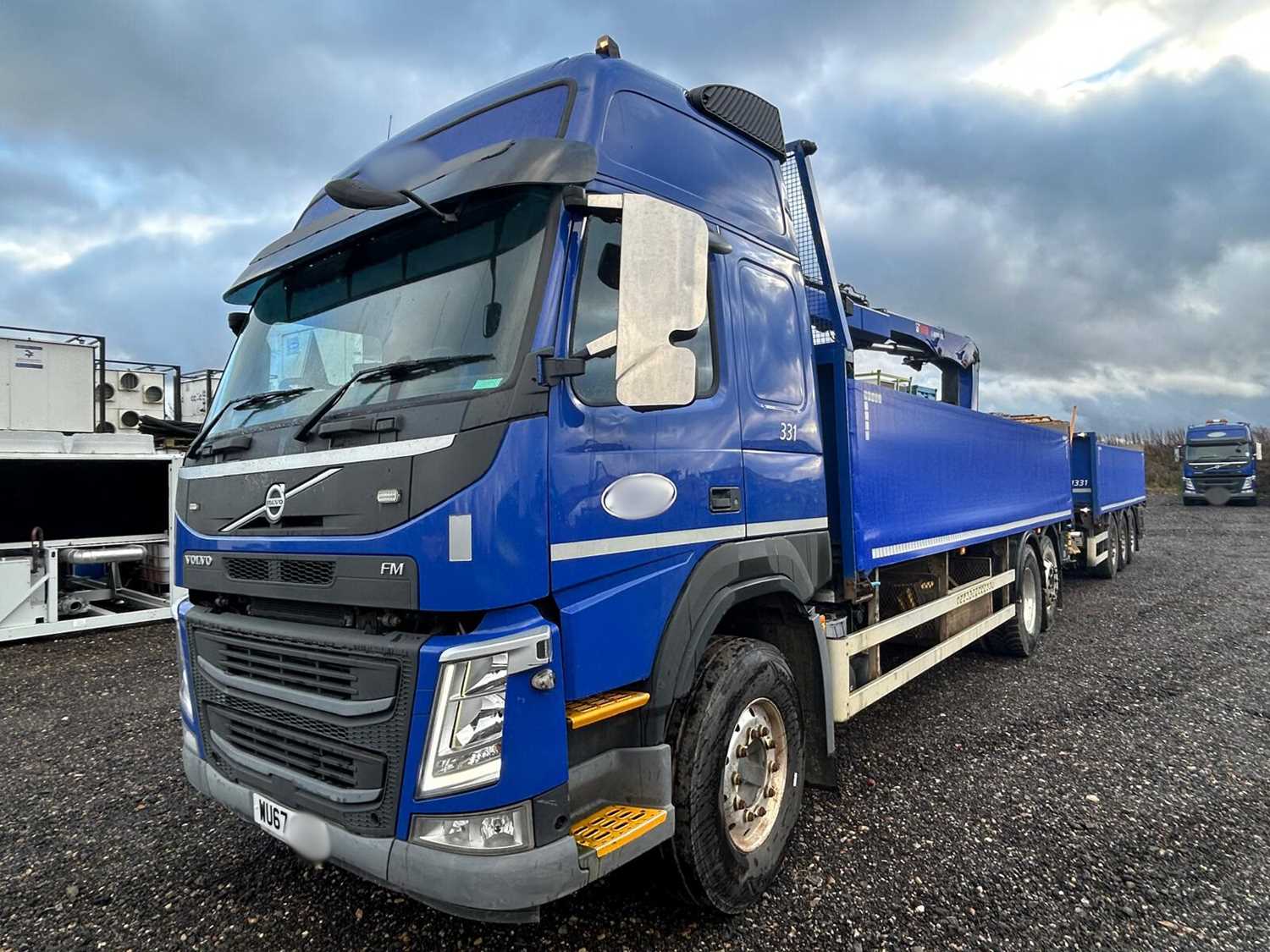 Lot 9 - 2017 (67 Plate) Volvo FM450 6x2 Globetrotter Cab Rigid Brick Grab with Drag Trailer Euro 6