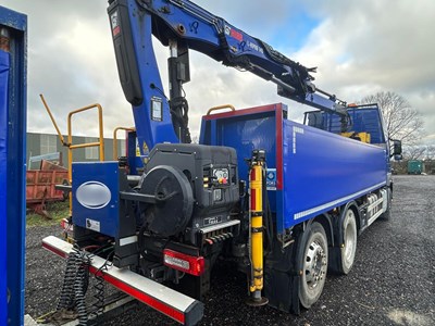 Lot 9 - 2017 (67 Plate) Volvo FM450 6x2 Globetrotter Cab Rigid Brick Grab with Drag Trailer Euro 6