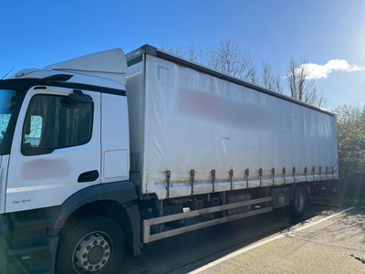 Lot 4 - 2020 (69 Plate) Mercedes Actros 1824 Rigid Curtainside Euro 6