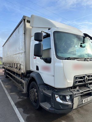 Lot 1 - 2019 Renault D 4x2 Rigid Curtainside Euro 6