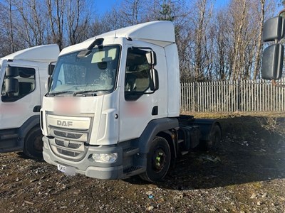 Lot 18 - 2016 DAF LF 220 FT 4x2 Tractor Unit Euro 6
