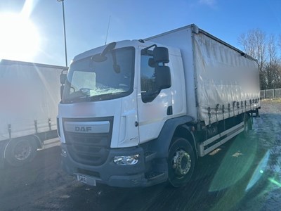 Lot 15 - 2016 DAF LF 220 FA 18T Rigid Curtainside Euro 6