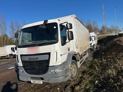 Lot 16 - 2016 DAF LF 220 FA 18T Rigid Curtainside Euro 6