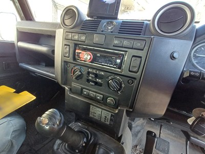Lot 25 - 2007 (57 Plate) Land Rover Defender 110 Hard Top LWB 4x4 Euro 4