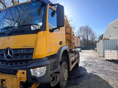 Lot 5 - 2016 (66 Plate) Mercedes Arocs 1824 Econ Tipper with Gritter Body and Plough Attachment Euro 6