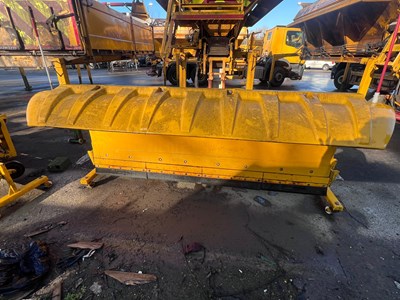 Lot 5 - 2016 (66 Plate) Mercedes Arocs 1824 Econ Tipper with Gritter Body and Plough Attachment Euro 6