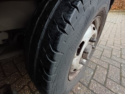 Lot 40 - 2013 Ford Transit 100 T260 FWD Panel Van Euro 5