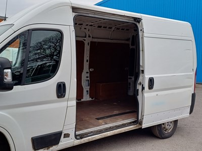 Lot 69 - 2020 Peugeot Boxer 335 Pro L2H2 BHDI Panel Van Euro 6