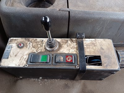 Lot 59 - 2011 (61 Plate) Volvo FM.330 6x4 Rigid Hookloader Euro 5