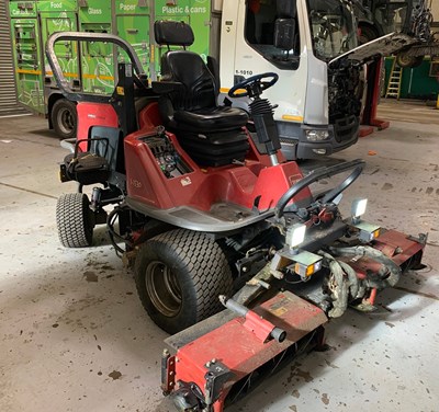 Lot 16 - 2012 Hoyter Toro LT3420 Triple Cylinder Mower