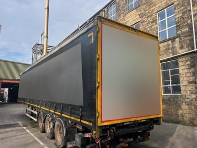 Lot 63 - 2012 SDC Curtainside Trailer