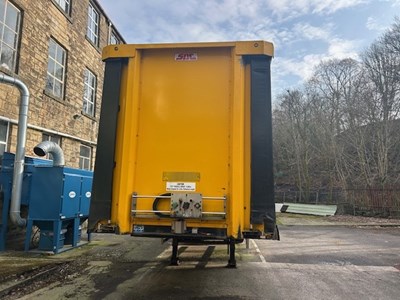 Lot 63 - 2012 SDC Curtainside Trailer