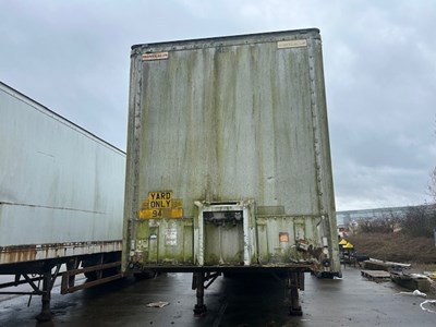 Lot 35 - 1994 Montracon Box Trailer Tandem Axle