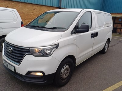 Lot 14 - 2019 Hyundai iLoad SE CRDI Panel Van Euro 6