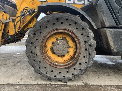 Lot 4 - 2019 JCB 550-80WM Wastemaster Telehandler With Waste Handling Grab Bucket