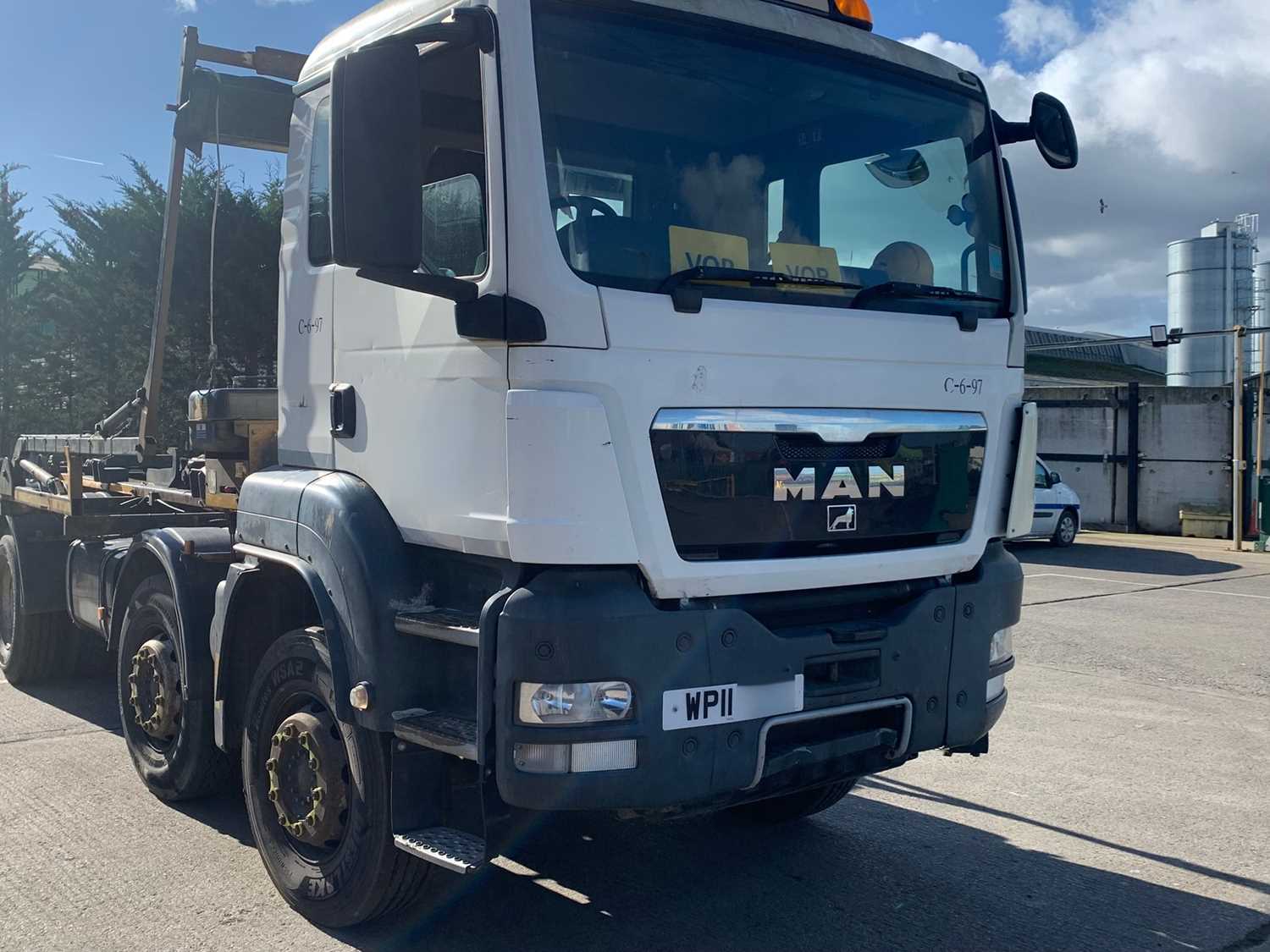 Lot 3 - 2011 MAN TGS 35.360 8X4 BB 32T Hook Loader Euro 5